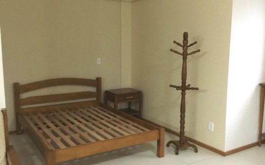 Apartamento Mobiliado – 01 Dormitório