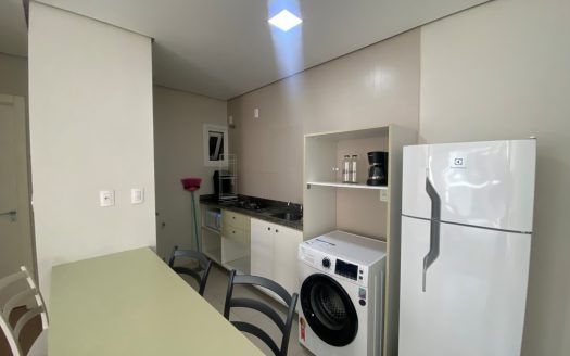 Apartamento Mobiliado – 01 Dormitório