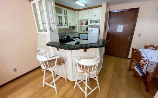 Apartamento Mobiliado – 01 Dormitório