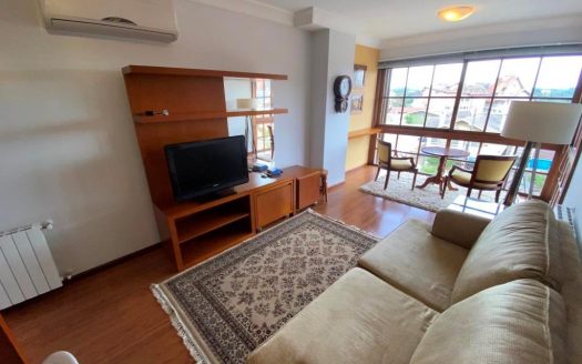 Apartamento Mobiliado – 01 Dormitório