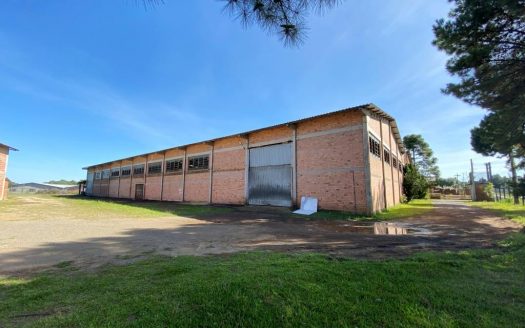 Pavilhão – 2.400 m² – Bairro Distrito Industrial