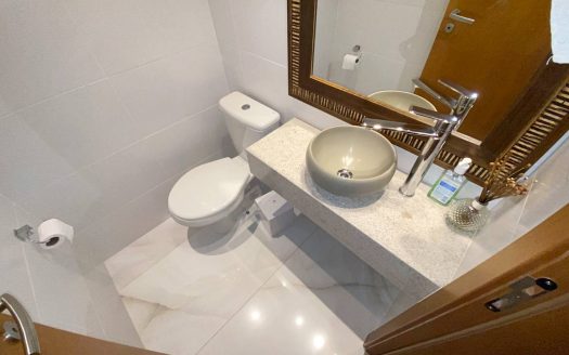 Apartamento Mobiliado – 03 Suítes