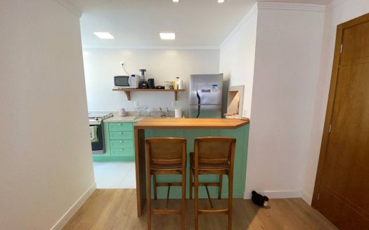 Apartamento Mobiliado – 03 Suítes