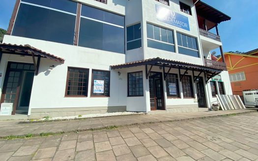 Loja – 113 m² – Avenida Central