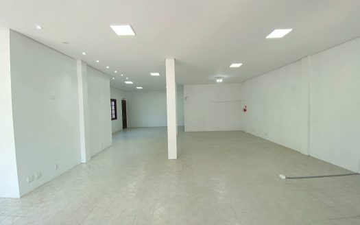 Loja – 113 m² – Avenida Central