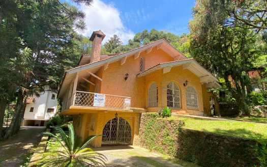 Casa Comercial – 300 m² – Bairro Planalto