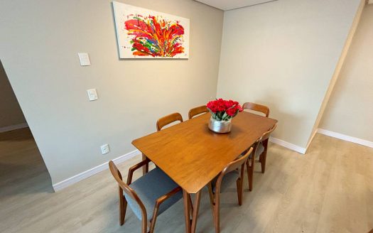 Apartamento Mobiliado – 02 Suítes