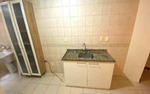 Apartamento Semi-Mobiliado – 01 Suíte + 01 Dormitório