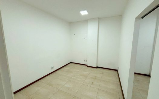 Sala Comercial – 62 m² – Centro