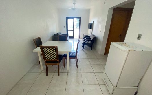 Apartamento Mobiliado – 02 Dormitórios