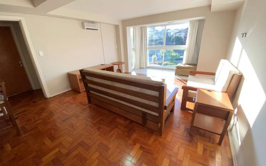 Apartamento Mobiliado – 02 Dormitórios