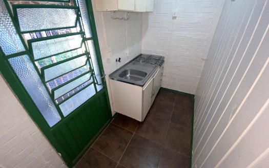 Apartamento Mobiliado – 01 Dormitório