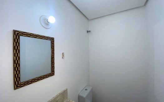 Apartamento Semi-Mobiliado – 02 Suítes
