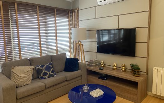 Apartamento Mobiliado – 02 Dormitórios