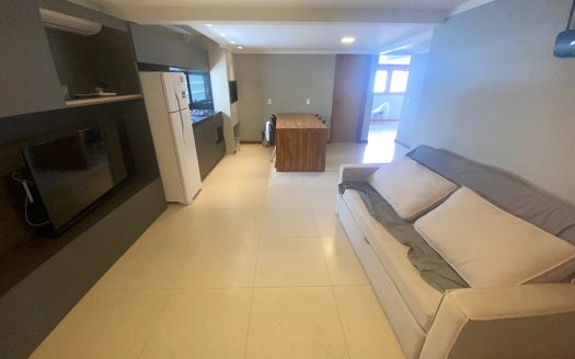 Apartamento Mobiliado – 01 Suíte + 02 Dormitórios