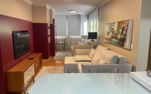 Apartamento Mobiliado – 01 Dormitório