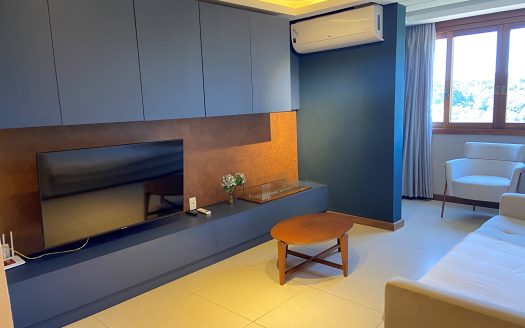 Apartamento Mobiliado – 01 Suíte + 02 Dormitórios