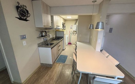 Apartamento Mobiliado – 01 Suíte + 01 Dormitório