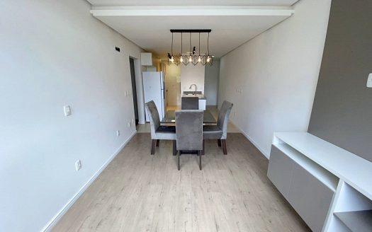 Apartamento Semi-Mobiliado – 02 Dormitórios