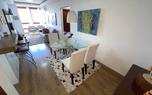 Apartamento Mobiliado – 02 Dormitórios