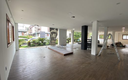 Loja – 399 m² – Centro