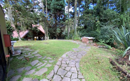 Loja – 600 m² – Mato Queimado