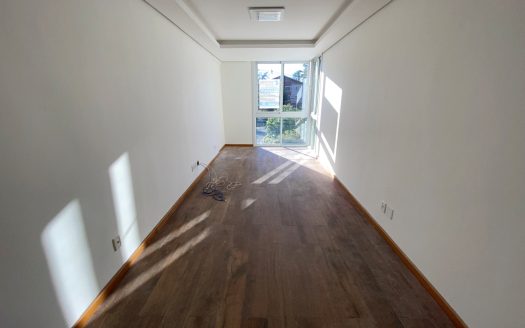 Apartamento Semi-Mobiliado – 01 Suíte + 01 Dormitório