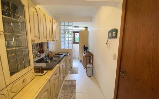 Apartamento Mobiliado – 01 Suíte + 01 Dormitório