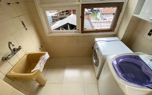 Apartamento Semi-Mobiliado – 02 Dormitórios