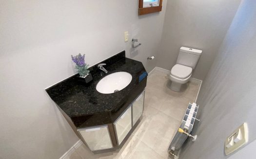 Apartamento Mobiliado – 01 Suíte + 02 Dormitórios