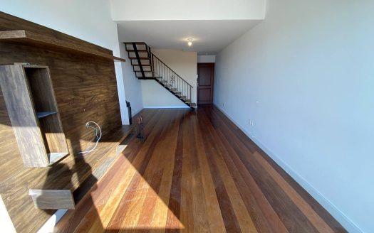 Apartamento Semi-Mobiliado – 01 Suíte + 02 Dormitórios