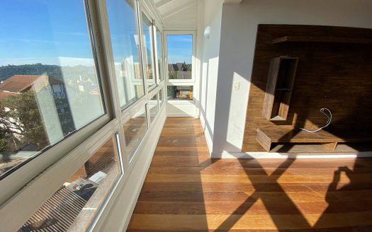 Apartamento Semi-Mobiliado – 01 Suíte + 02 Dormitórios