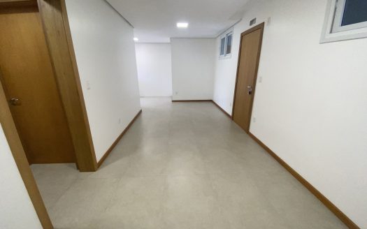 Apartamento Semi-Mobiliado – 02 Dormitórios