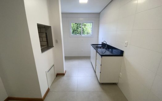 Apartamento Semi-Mobiliado – 02 Dormitórios