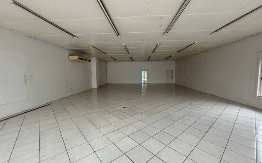 Loja – 193 m² – Avenida Central