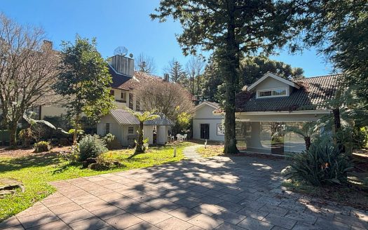 Casa Comercial – 230 m² – Bairro Planalto