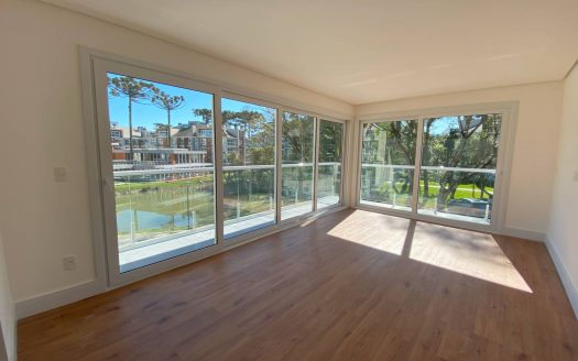 Apartamento – 02 Suítes