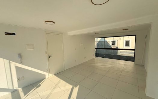 Sala Comercial – 15 m² – Bairro Floresta