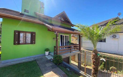 Casa Semi-Mobiliada – 04 Dormitórios