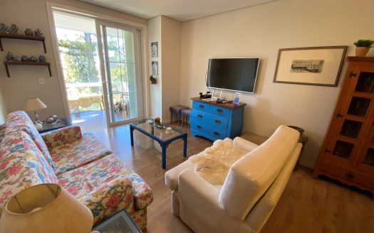 Apartamento Mobiliado – 01 Suíte + 01 Dormitório