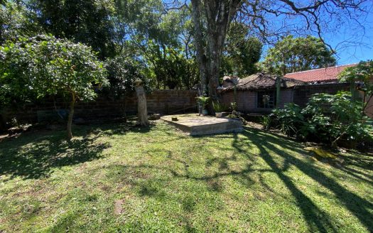 Casa Semi-Mobiliada – 04 Dormitórios