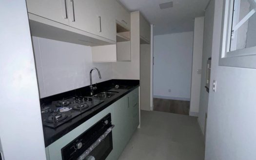 Apartamento Semi-Mobiliado – 02 Suítes