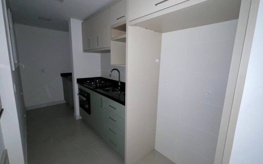 Apartamento Semi-Mobiliado – 02 Suítes