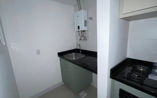 Apartamento Semi-Mobiliado – 02 Suítes