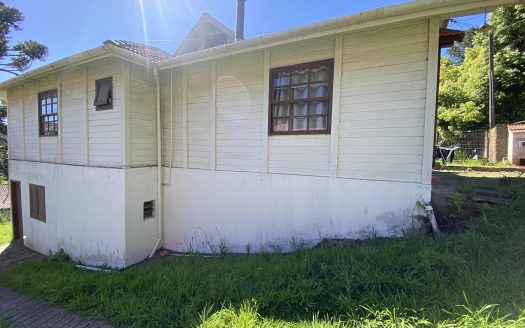 Casa Inferior – 02 Dormitórios