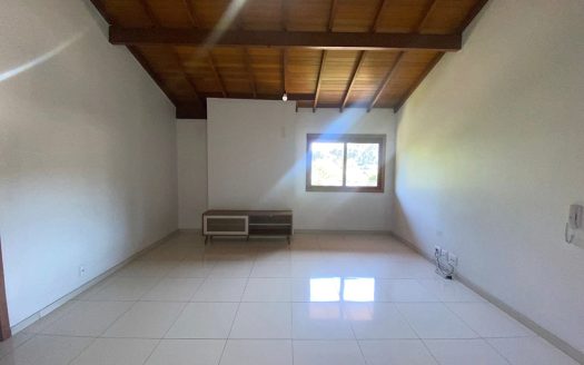 Apartamento Semi-Mobiliado – 01 Dormitório