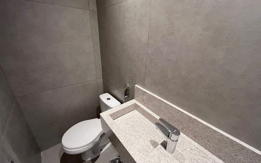 Apartamento Mobiliado – 02 Suítes