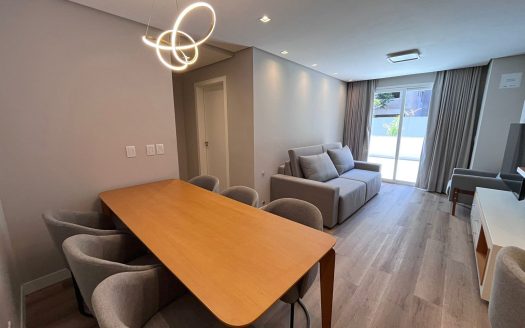 Apartamento Mobiliado – 02 Suítes