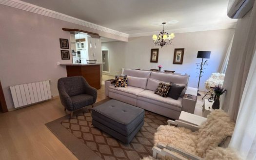 Apartamento Mobiliado – 01 Suíte + 01 Dormitório