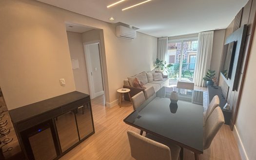 Apartamento Mobiliado – 02 Suítes